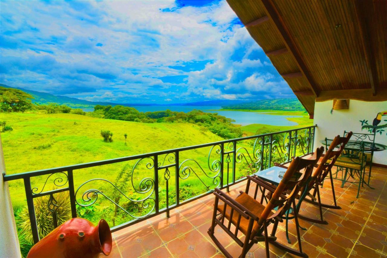Hotel La Mansion Inn Arenal 纽沃阿雷纳尔 外观 照片
