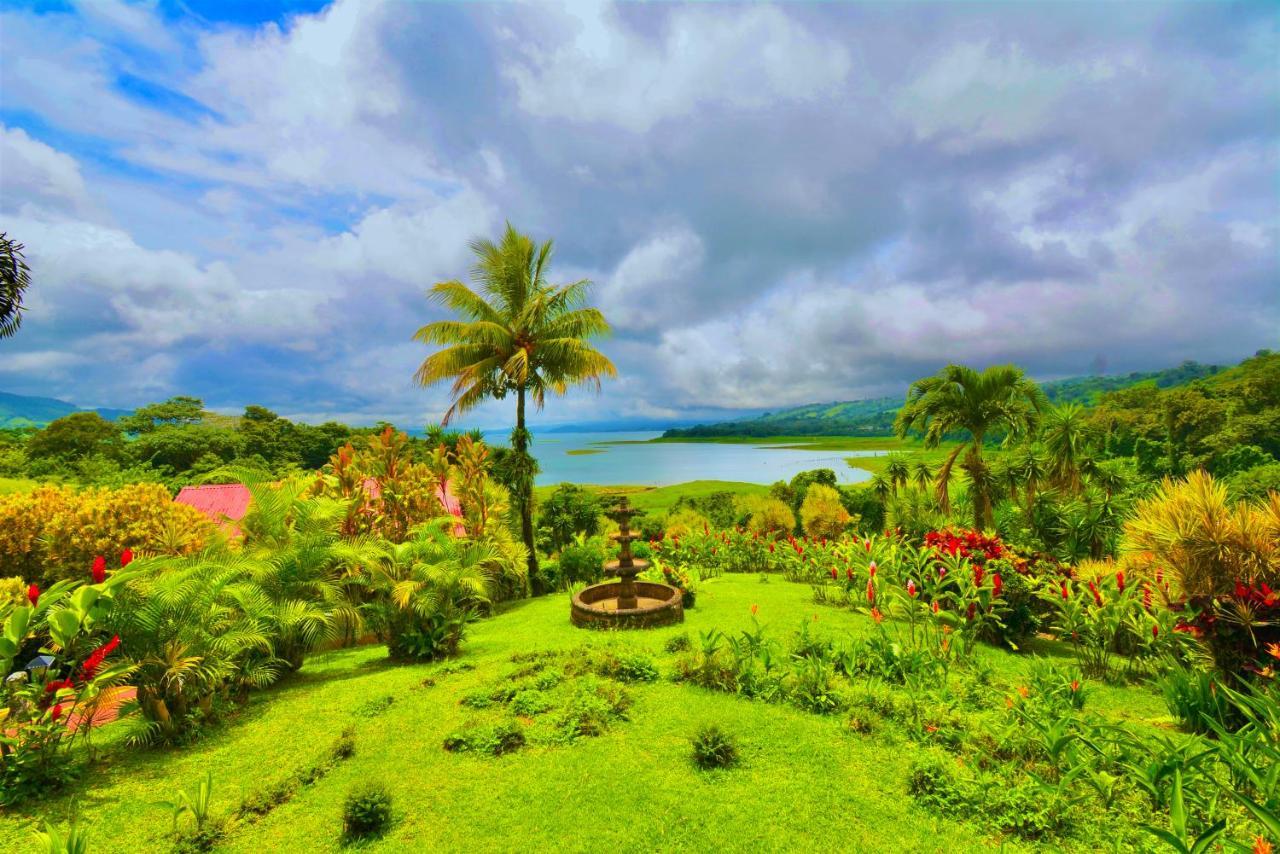 Hotel La Mansion Inn Arenal 纽沃阿雷纳尔 外观 照片