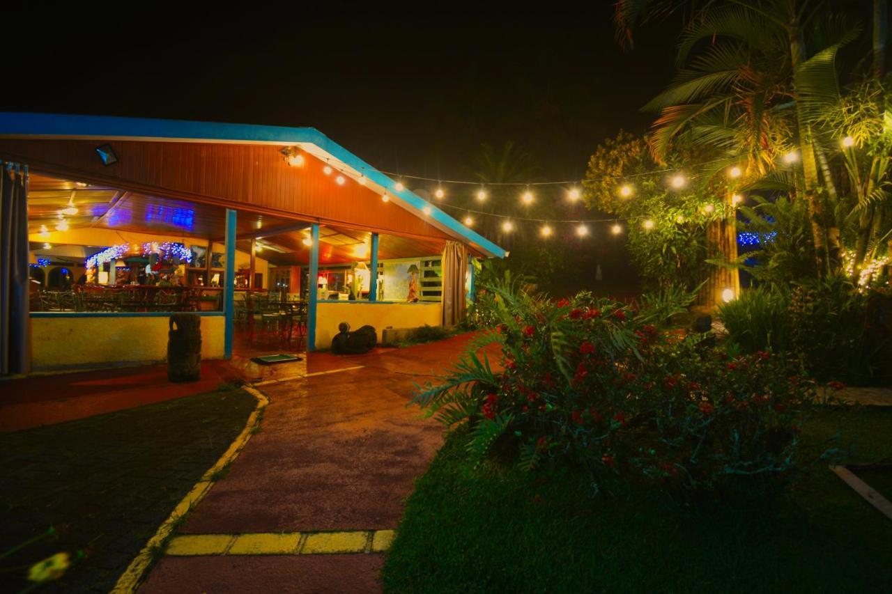 Hotel La Mansion Inn Arenal 纽沃阿雷纳尔 外观 照片