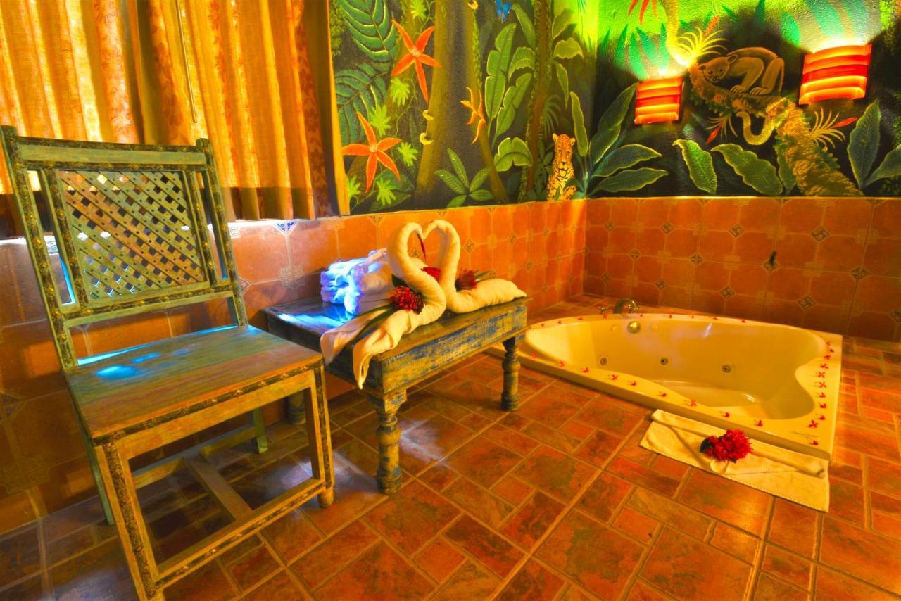 Hotel La Mansion Inn Arenal 纽沃阿雷纳尔 外观 照片