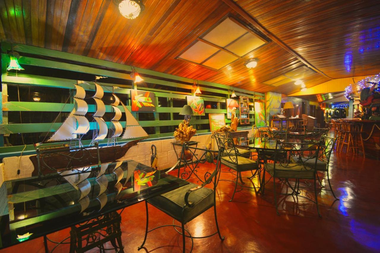 Hotel La Mansion Inn Arenal 纽沃阿雷纳尔 外观 照片