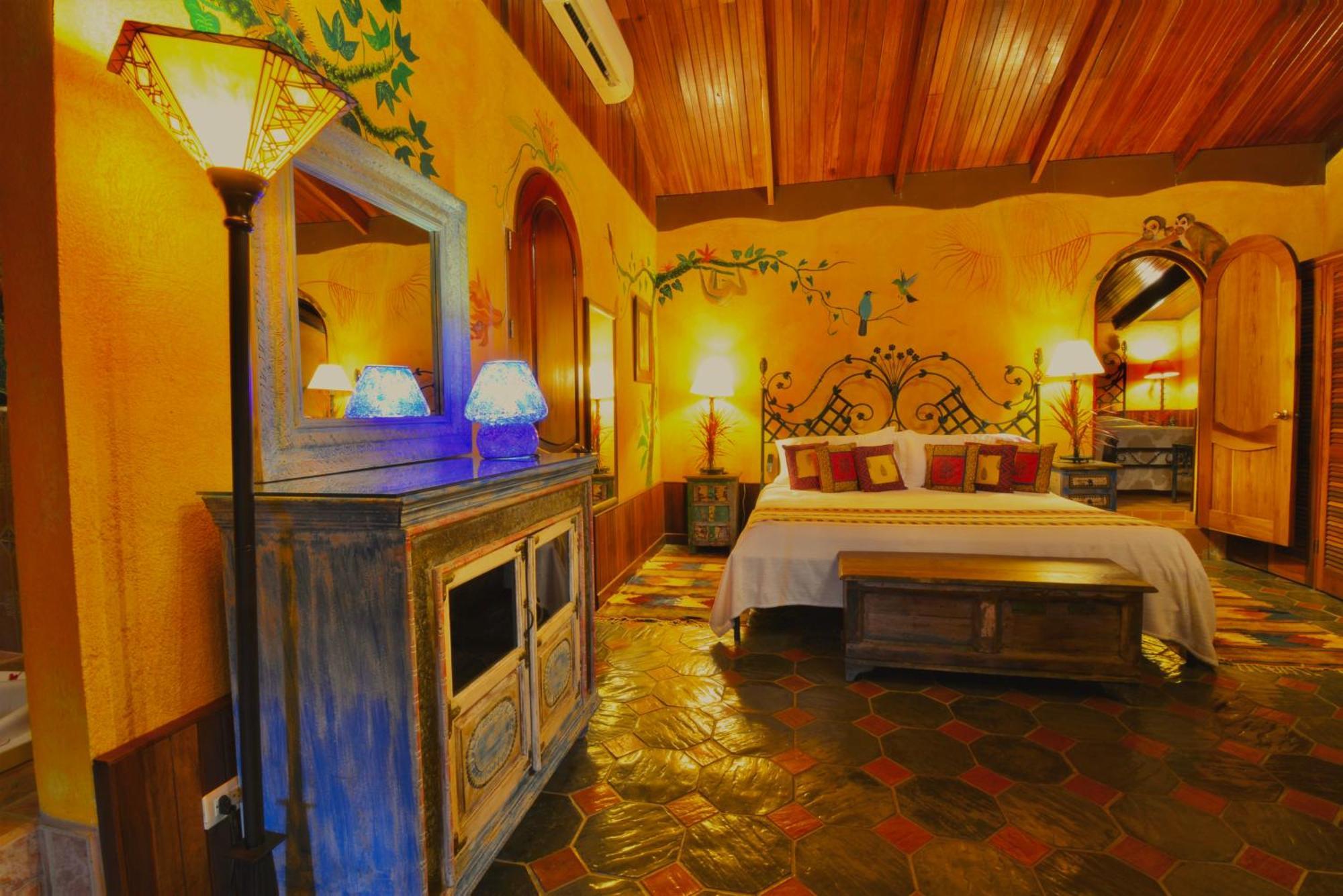 Hotel La Mansion Inn Arenal 纽沃阿雷纳尔 外观 照片