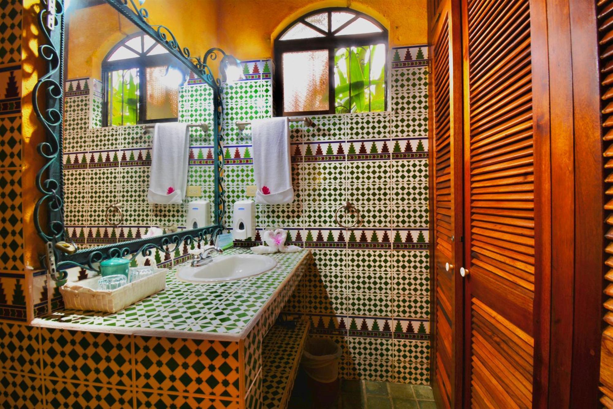 Hotel La Mansion Inn Arenal 纽沃阿雷纳尔 客房 照片